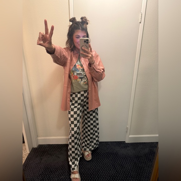 137 - Green and White Checkered Women's Pants - Picture 4 of 4